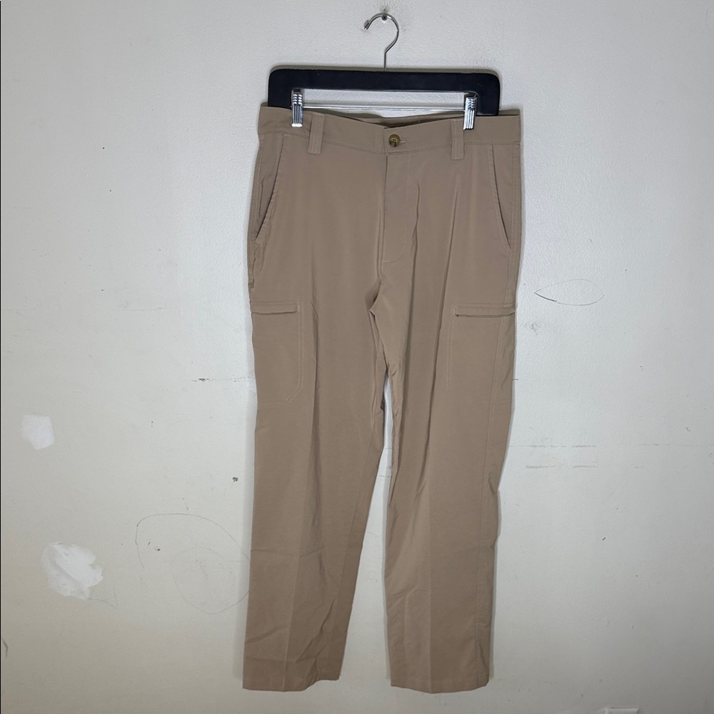 Chaps Men's Cargo Pants in Tan Size 32/32